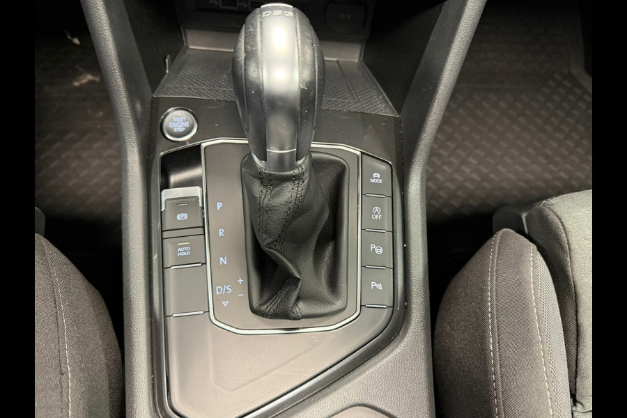 Volkswagen Tiguan Allspace 1.4 TSI Highline150PK DSG BNS R-LINE PANO NAVI CAMERA LED TREKHAAK 19 INCH Carplay