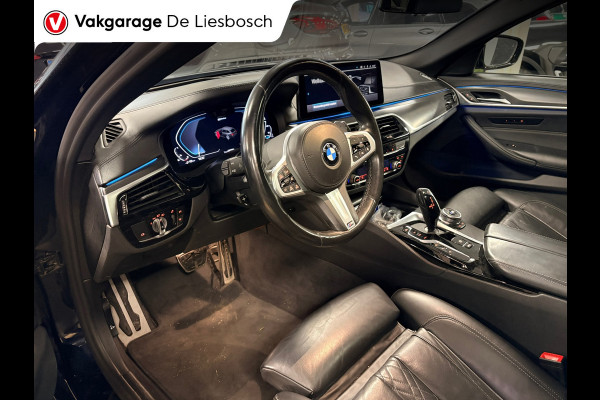 BMW 5 Serie Touring 530e xDrive High Executive M-sport / leer / pano / navi / head-up / Apple carplay