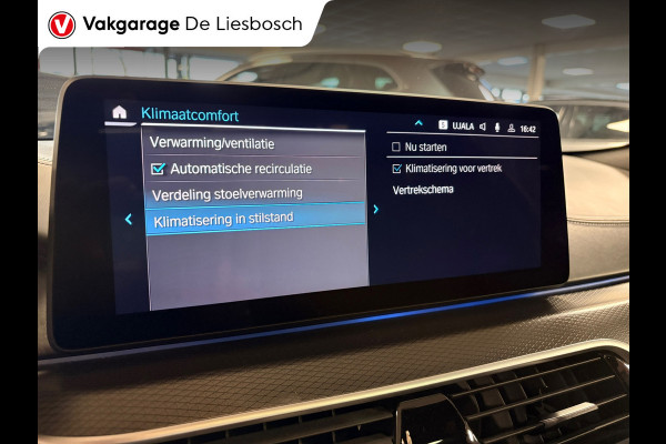 BMW 5 Serie Touring 530e xDrive High Executive M-sport / leer / pano / navi / head-up / Apple carplay