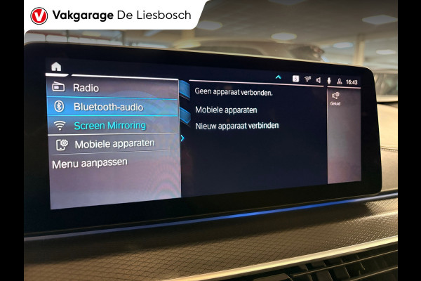 BMW 5 Serie Touring 530e xDrive High Executive M-sport / leer / pano / navi / head-up / Apple carplay