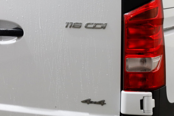 Mercedes-Benz Vito 116 CDI 163pk 9G Tronic Automaat 4X4 ZG2 L1H1 LED 04-2022