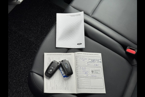 Ford Transit Custom 300 2.0 TDCI 136pk L2H1 Trend | CarPlay | Camera | Kunstleer | Cruise | LED | PDC | Bluetooth | DAB | Clima