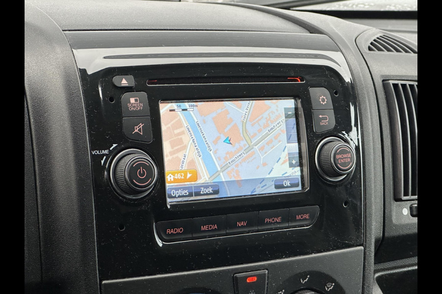 Peugeot Boxer 335 2.0 BlueHDI L3H2 Bus met laadklep