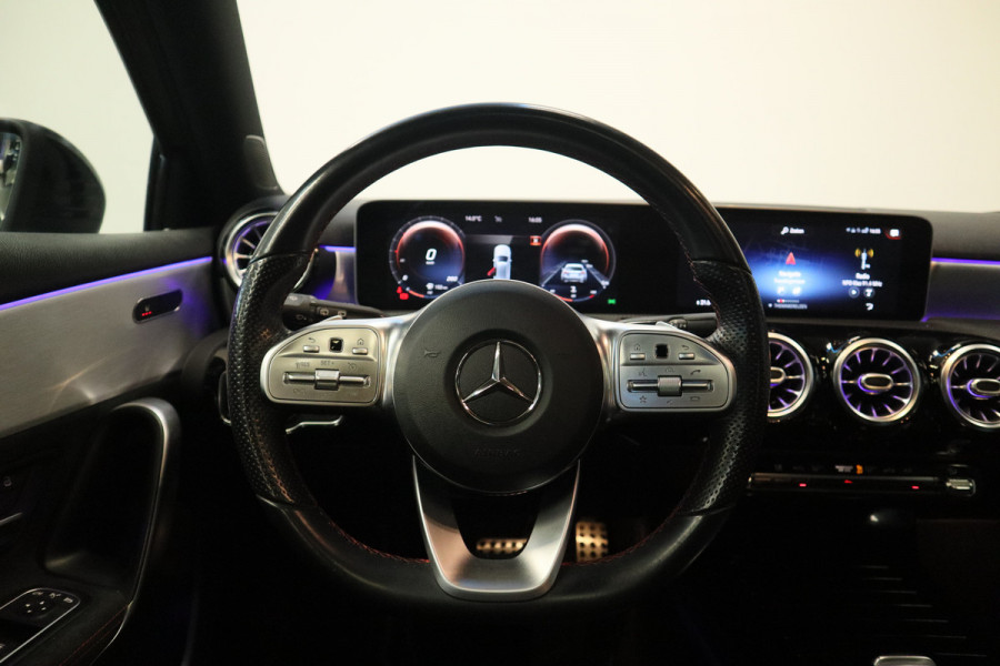 Mercedes-Benz A-Klasse 220 Premium Plus Cruise/Climate Panoramadak PDC