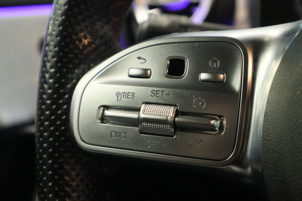 Mercedes-Benz A-Klasse 220 Premium Plus Cruise/Climate Panoramadak PDC