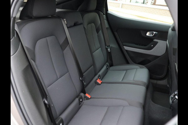 Polestar 2 LONG RANGE DUAL MOTOR 408 PK LAUNCH EDITION 78 KWH + PANORAMA | 360 CAMERA | 19 INCH | PIXEL LED