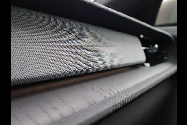 Polestar 2 LONG RANGE DUAL MOTOR 408 PK LAUNCH EDITION 78 KWH + PANORAMA | 360 CAMERA | 19 INCH | PIXEL LED