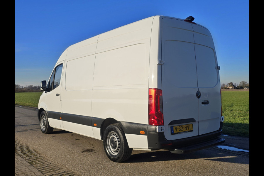 Mercedes-Benz Sprinter 315 1.9 CDI L2 H2 RWD - 150 Pk - Euro 6 - ParkeerCamera - MBUX - Airco - Cruise Control