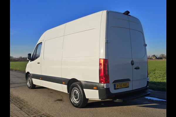 Mercedes-Benz Sprinter 315 1.9 CDI L2 H2 RWD - 150 Pk - Euro 6 - ParkeerCamera - MBUX - Airco - Cruise Control
