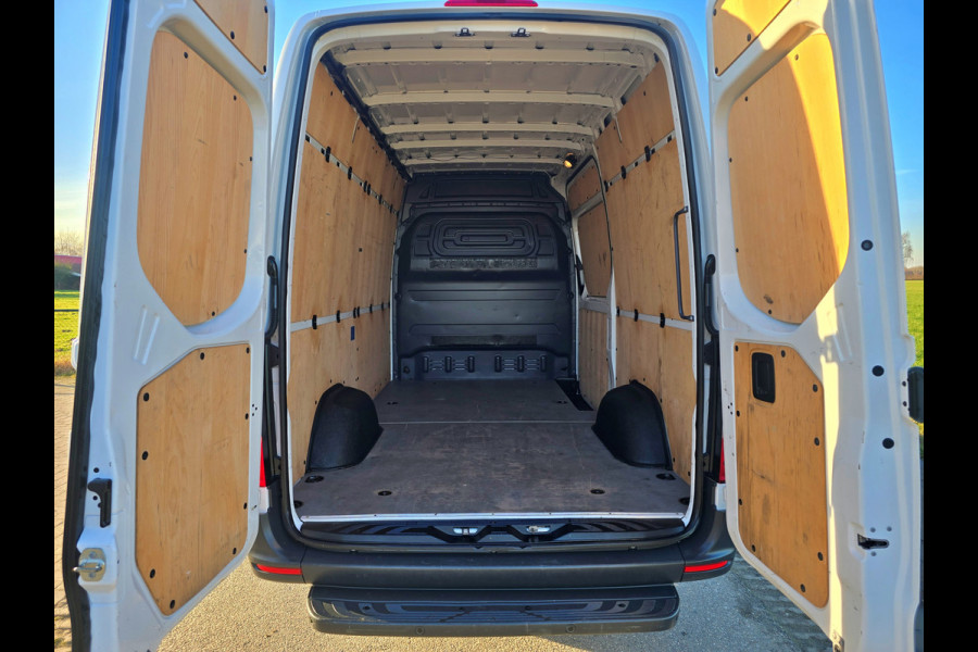 Mercedes-Benz Sprinter 315 1.9 CDI L2 H2 RWD - 150 Pk - Euro 6 - ParkeerCamera - MBUX - Airco - Cruise Control