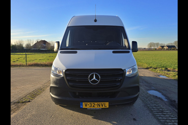 Mercedes-Benz Sprinter 315 1.9 CDI L2 H2 RWD - 150 Pk - Euro 6 - ParkeerCamera - MBUX - Airco - Cruise Control