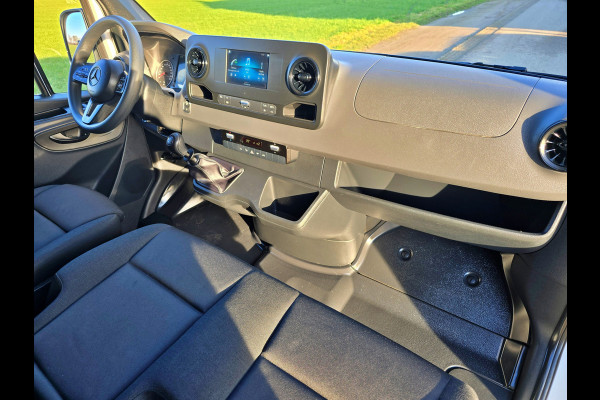 Mercedes-Benz Sprinter 315 1.9 CDI L2 H2 RWD - 150 Pk - Euro 6 - ParkeerCamera - MBUX - Airco - Cruise Control