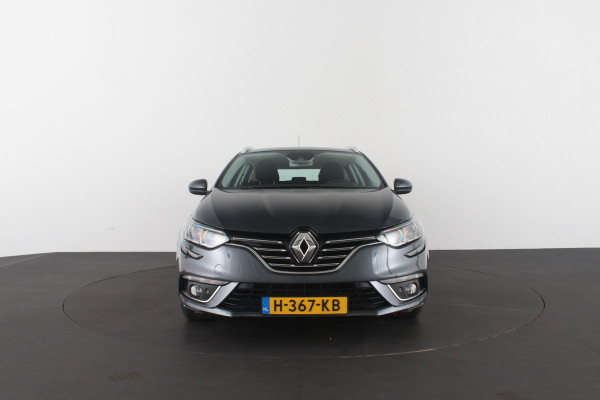 Renault Mégane Estate 1.3 TCe Limited Trekhaak/Camera/All season banden/parkeersensoren voor en achter