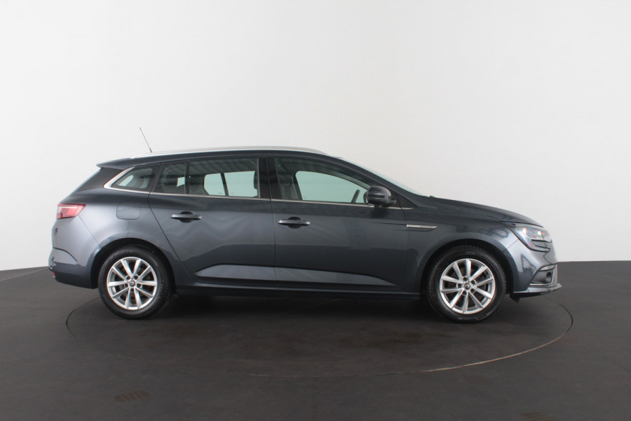 Renault Mégane Estate 1.3 TCe Limited Trekhaak/Camera/All season banden/parkeersensoren voor en achter
