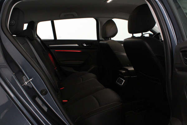 Renault Mégane Estate 1.3 TCe Limited Trekhaak/Camera/All season banden/parkeersensoren voor en achter