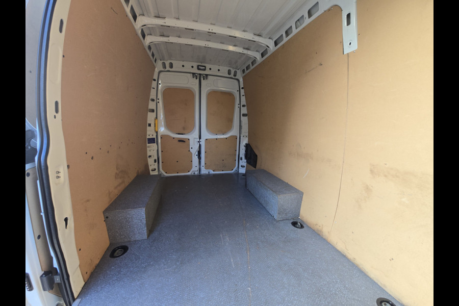 Iveco Daily 35S14V 2.3 352L H2 - 140 Pk - Euro 6 - Airco - Cruise Control