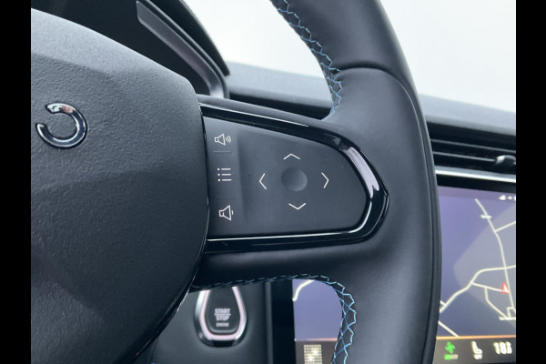 Lynk & Co 01 1.5 262PK PHEV Zwarte hemel 360° StoelVerw. Panoramadak Plug-in