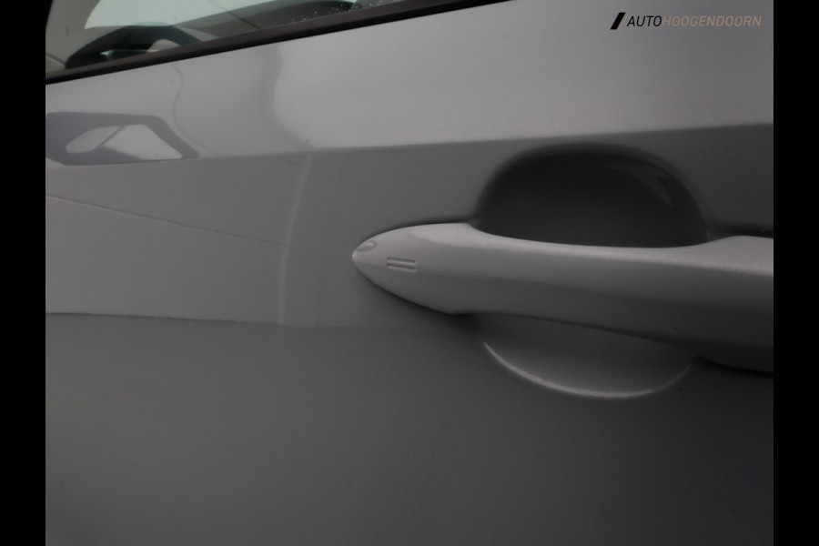 Toyota Corolla Touring Sports 2.0 Hybrid Business Plus Sport (LED,KEYLESS,STOELVERWARMING,CAMERA,ADAPTIVE CRUISE,PREMIUM KLEUR)