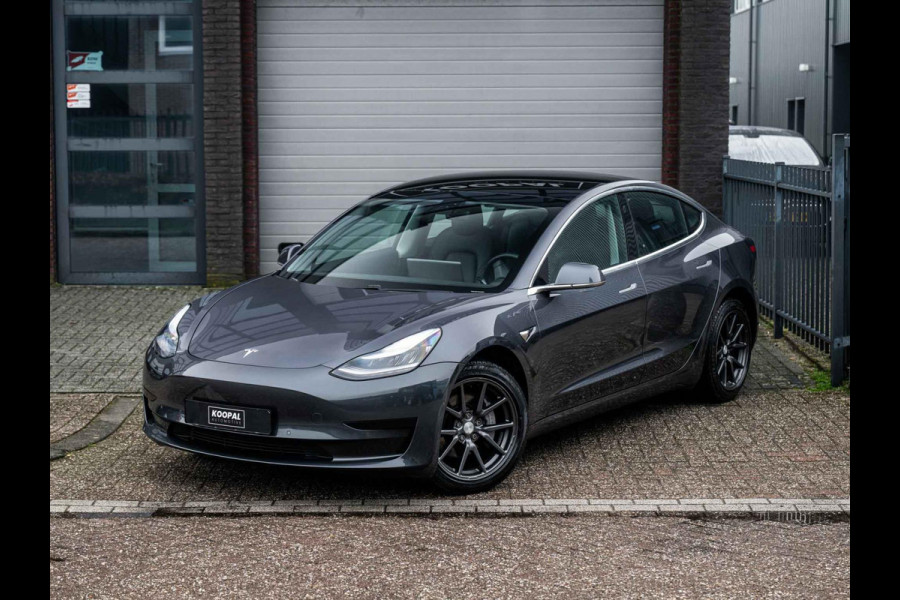 Tesla Model 3 Standard RWD Plus 60 kWh | Trekhaak | Full Autopilot | 92% SoH |