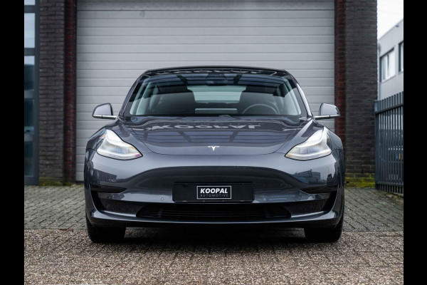 Tesla Model 3 Standard RWD Plus 60 kWh | Trekhaak | Full Autopilot | 92% SoH |