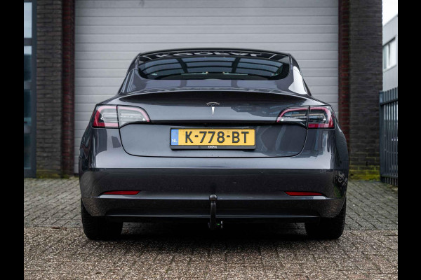 Tesla Model 3 Standard RWD Plus 60 kWh | Trekhaak | Full Autopilot | 92% SoH |