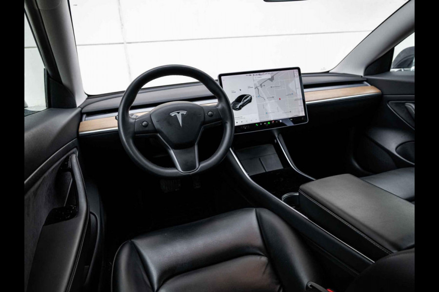 Tesla Model 3 Standard RWD Plus 60 kWh | Trekhaak | Full Autopilot | 92% SoH |