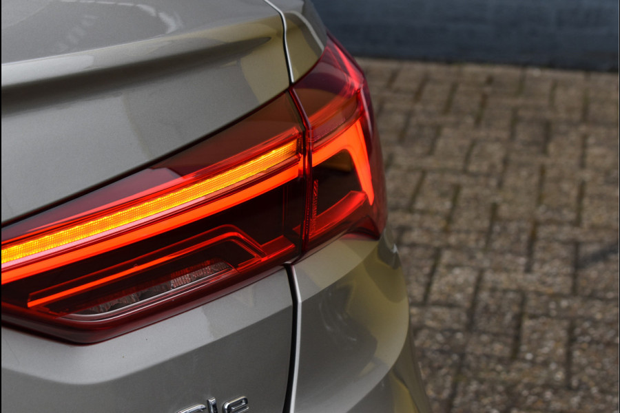 Audi Q3 Sportback 45 TFSI e S-Line 245 Pk Pano Memory Leder Matrix Keyless 360 Camera Trekhaak 19 Inch
