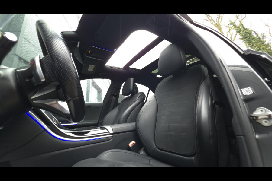 Mercedes-Benz C-Klasse 220 d AMG Line | Panorama | Sfeer | Carplay | Camera