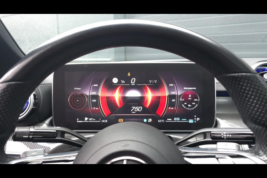 Mercedes-Benz C-Klasse 220 d AMG Line | Panorama | Sfeer | Carplay | Camera