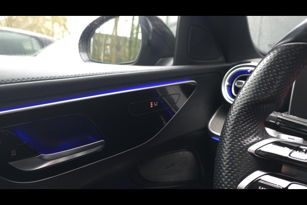 Mercedes-Benz C-Klasse 220 d AMG Line | Panorama | Sfeer | Carplay | Camera