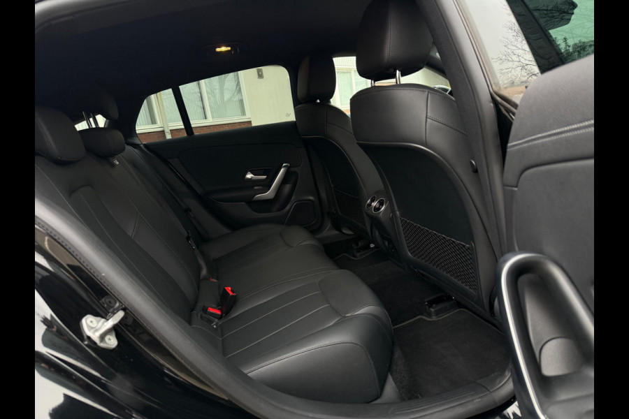 Mercedes-Benz CLA-Klasse Shooting Brake 200 AMG SOLUTION 2021 LUXURY AUT NAP CAMERA