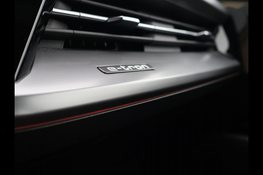 Audi Q4 e-tron 40 LAUNCH EDITION ADVANCED 77KWH + WEGKL. TREKHAAK | SPORTSTOELEN | ADAPTIVE CRUISE | CARPLAY | STOELVERW.