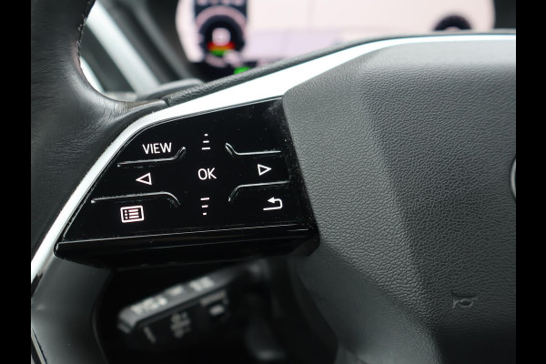 Audi Q4 e-tron 40 LAUNCH EDITION ADVANCED 77KWH + WEGKL. TREKHAAK | SPORTSTOELEN | ADAPTIVE CRUISE | CARPLAY | STOELVERW.