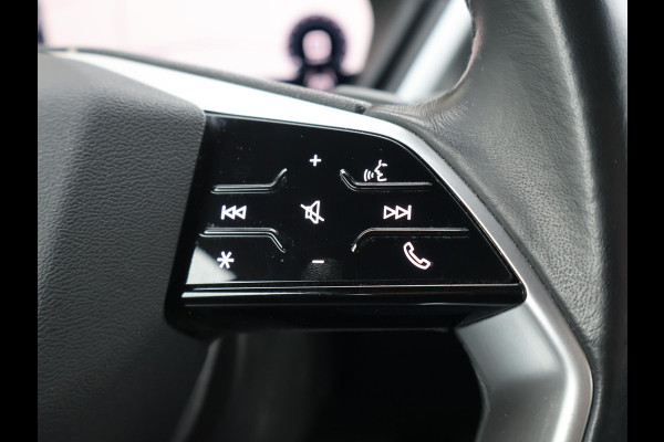 Audi Q4 e-tron 40 LAUNCH EDITION ADVANCED 77KWH + WEGKL. TREKHAAK | SPORTSTOELEN | ADAPTIVE CRUISE | CARPLAY | STOELVERW.