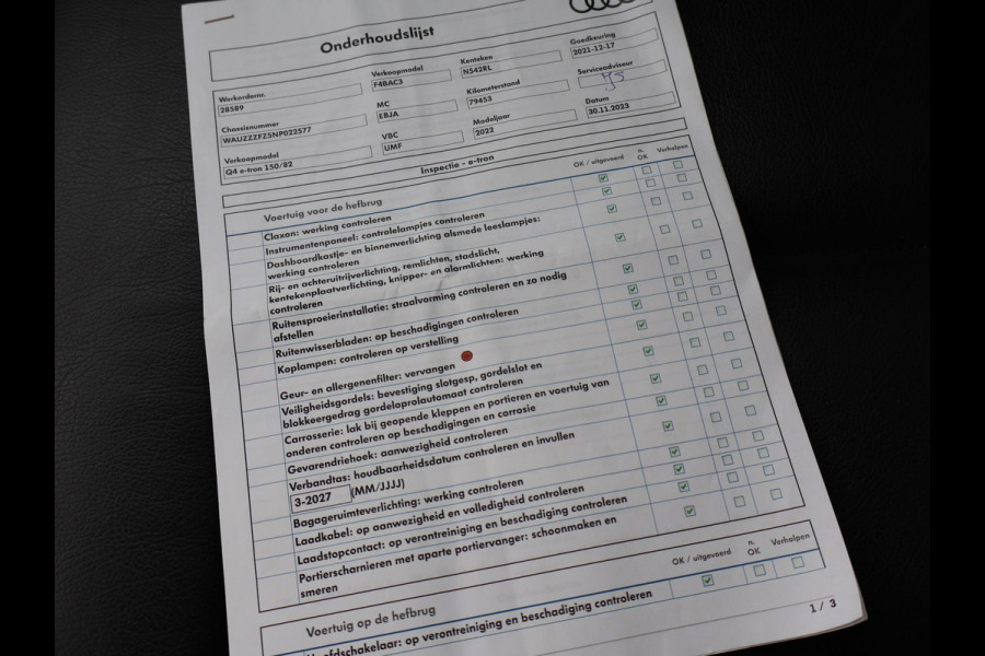 Audi Q4 e-tron 40 LAUNCH EDITION ADVANCED 77KWH + WEGKL. TREKHAAK | SPORTSTOELEN | ADAPTIVE CRUISE | CARPLAY | STOELVERW.