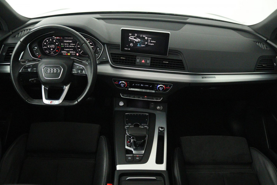 Audi Q5 55 TFSI e quattro Competition (PANORAMADAK, TREKHAAK, STOELVERWARMING, ACHTERUITRIJCAMERA, SFEERVERLICHTING, DIGI COCKPIT)