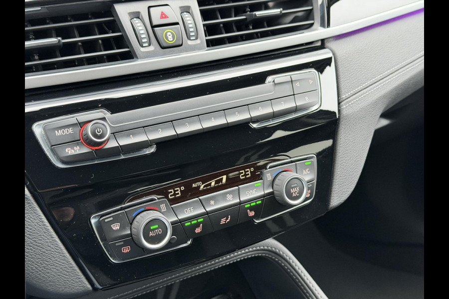 BMW X1 XDrive25e Sport Line Camera Trekhaak Elek. achterklep