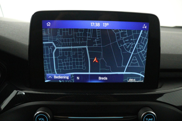 Ford Focus 1.0 EcoBoost Titanium Business (NAVIGATIE, CARPLAY, PARKEERSENSOREN, ACHTERUITRIJCAMERA, NL-AUTO)