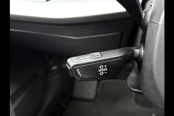 Audi A3 Limousine 35 TFSI Business edition (PANORAMADAK, NAVI, LED, CARPLAY, VIRTUAL COCKPIT, 1e EIGENAAR, GOED ONDERHOUDEN)