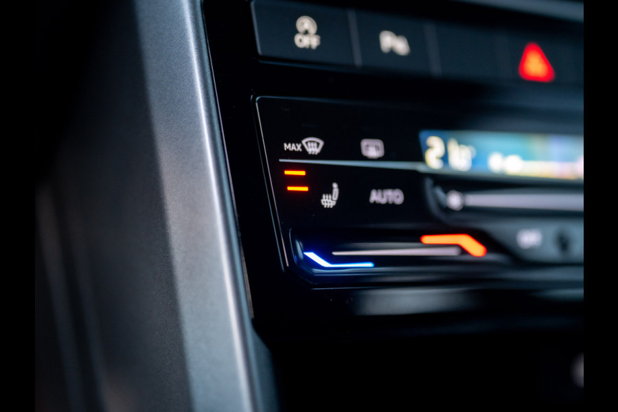 Volkswagen T-Cross 1.0 TSI 110Pk Style | Camera | LED | Stoelverw. | Navi | Prijs Rijklaar!!