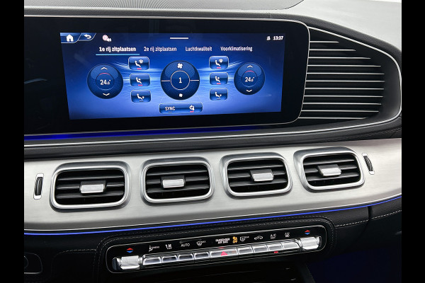 Mercedes-Benz GLE Coupé Mercedes-AMG 53 Hybrid 4MATIC+ Premium Plus Trekhaak | Panorama Schuif-Kanteldak | AMG Night Pakket | Distronic | Parkeerpakket met 360°-camera | Lederen Bekleding. Inclusief 24 maanden MB Certified garantie voor Europa.