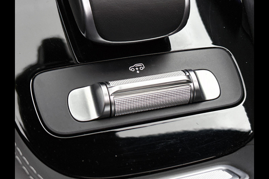 Mercedes-Benz GLE Coupé Mercedes-AMG 53 Hybrid 4MATIC+ Premium Plus Trekhaak | Panorama Schuif-Kanteldak | AMG Night Pakket | Distronic | Parkeerpakket met 360°-camera | Lederen Bekleding. Inclusief 24 maanden MB Certified garantie voor Europa.