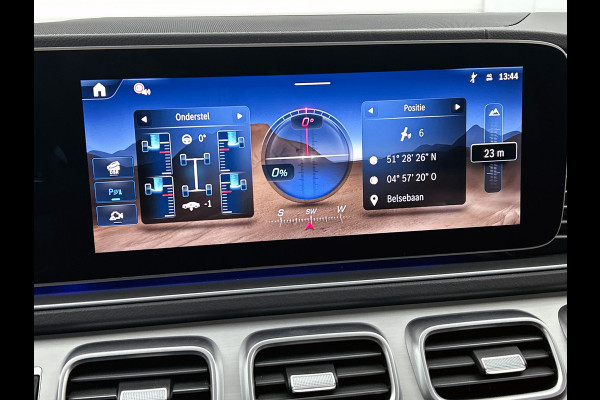 Mercedes-Benz GLE Coupé Mercedes-AMG 53 Hybrid 4MATIC+ Premium Plus Trekhaak | Panorama Schuif-Kanteldak | AMG Night Pakket | Distronic | Parkeerpakket met 360°-camera | Lederen Bekleding. Inclusief 24 maanden MB Certified garantie voor Europa.