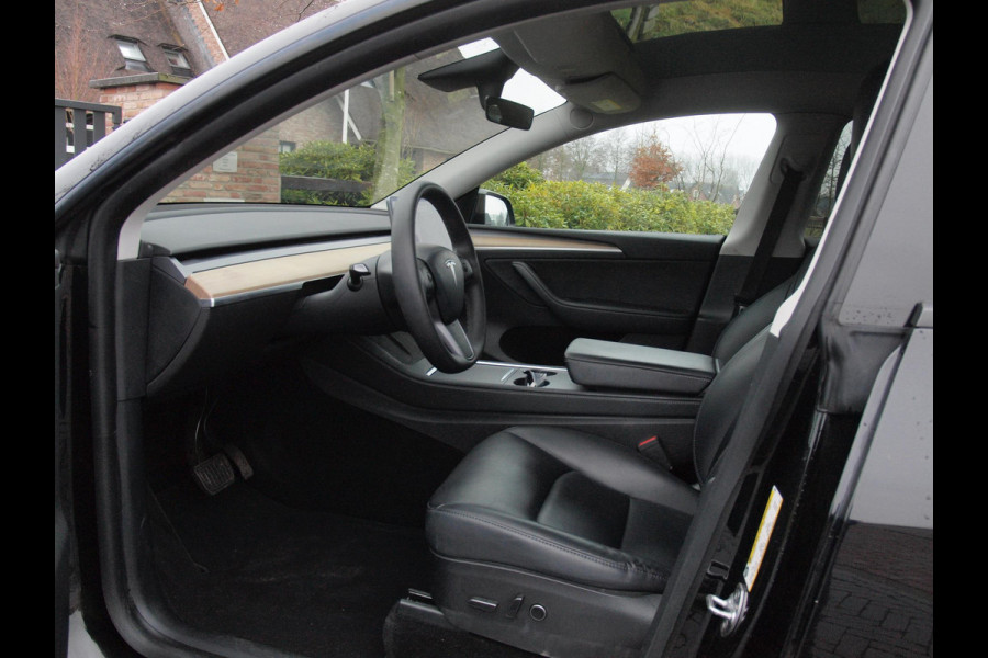 Tesla Model Y Long Range AWD 75 kWh | Panoramadak | Camera | Apple Carplay | Cruise Control |