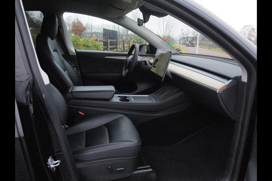 Tesla Model Y Long Range AWD 75 kWh | Panoramadak | Camera | Apple Carplay | Cruise Control |