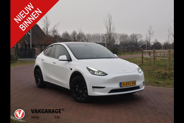 Tesla Model Y Long Range AWD 75 kWh | Panoramadak | Trekhaak | Camera | Apple Carplay | Cruise Control |