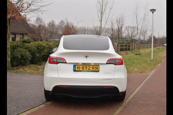 Tesla Model Y Long Range AWD 75 kWh | Panoramadak | Trekhaak | Camera | Apple Carplay | Cruise Control |