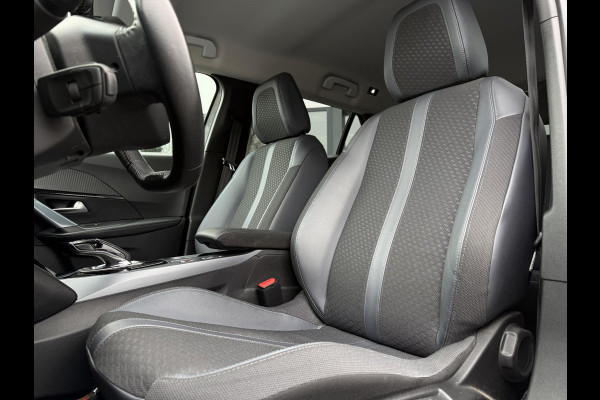 Peugeot e-2008 Aut. EV Allure 50kWh | SoH 90% | Navi | Camera | 3D Cockpit |