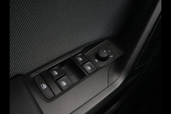 Seat Leon Sportstourer 1.5 eTSI 150pk DSG Style Business Intense Navigatie Camera Clima Acc ps, Joep klant voor, bellen bij binnenkomst