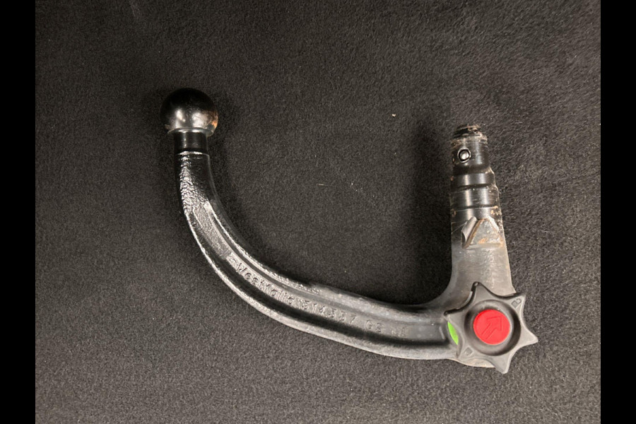 Peugeot 2008 1.2 PureTech GT Pack | Origineel Nederlands |Adaptieve Cruisecotrol Laneassist Trekhaak Camera Carplay